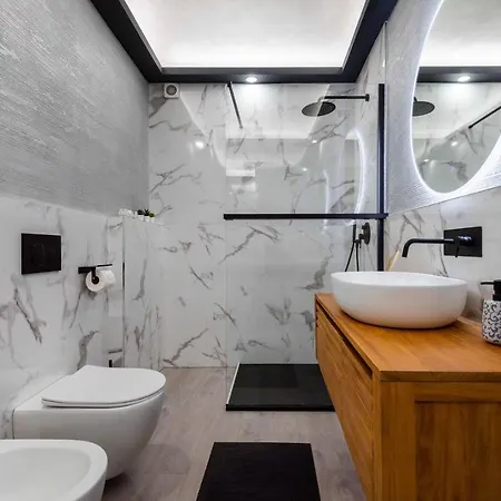 Maison Sur - Garage & Jardin Prive Appartement